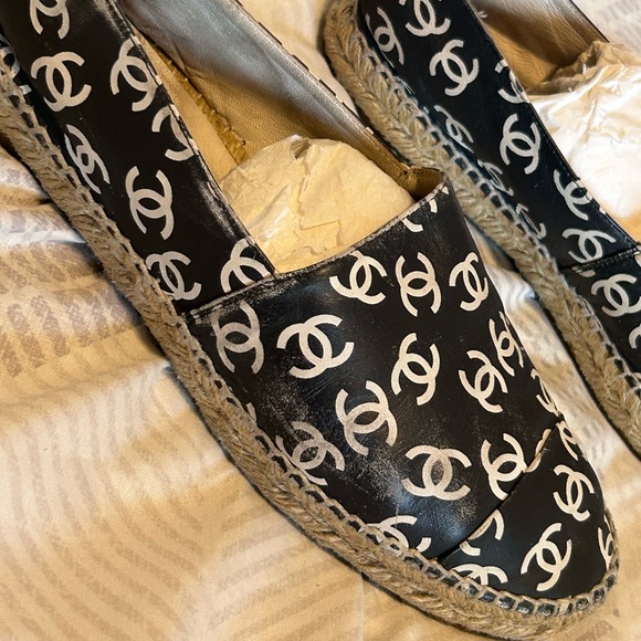 CHANEL ESPADRILLE - Picture 4 of 10